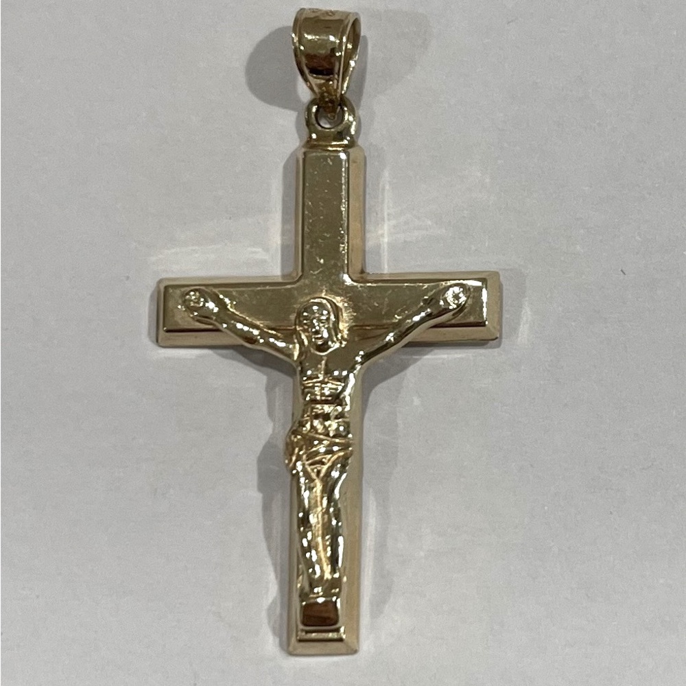 14k  Gold Crucifix Pendant Charm